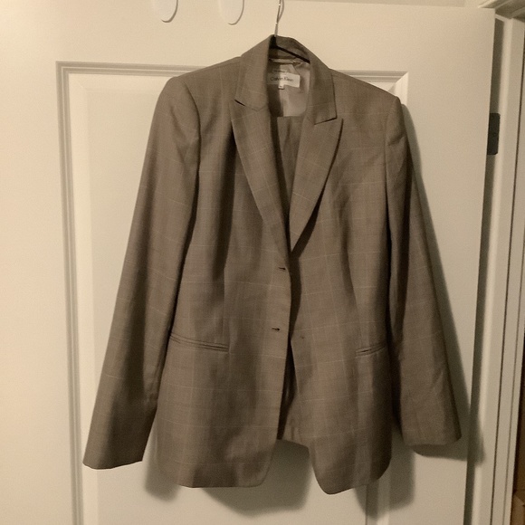 Calvin Klein suit - Picture 1 of 1